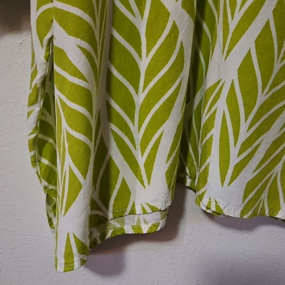 Entro Lime Leaf Print Blouse - Picture 4 of 6